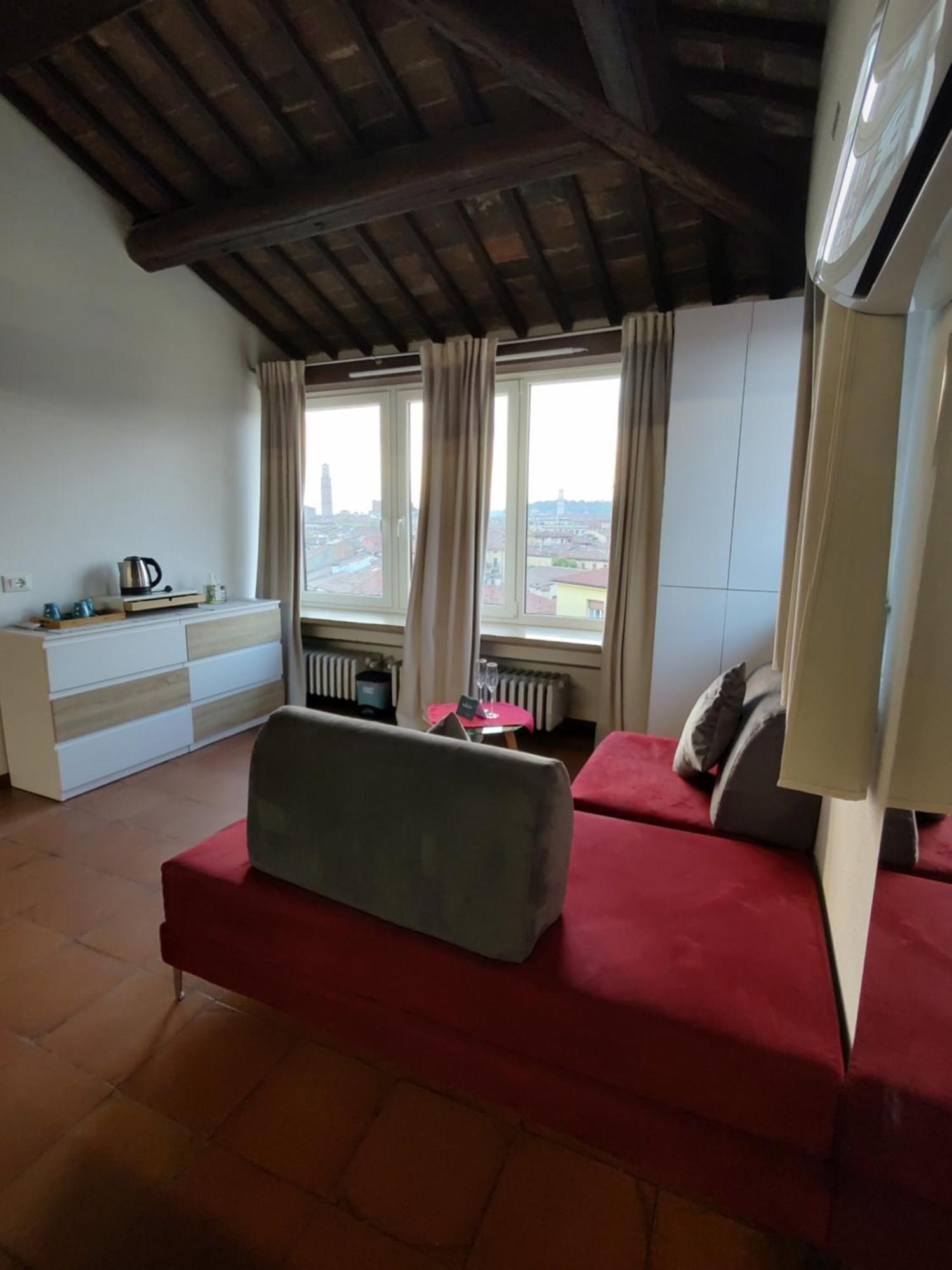 Verona Relax & Stay Rooms Экстерьер фото