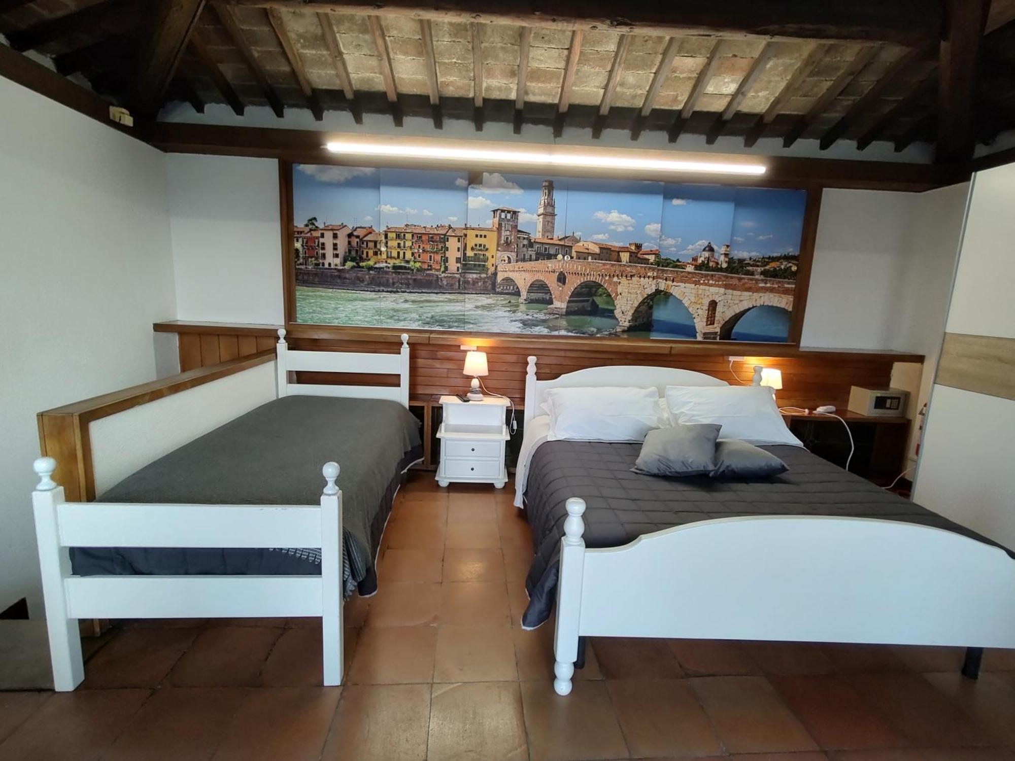 Verona Relax & Stay Rooms Экстерьер фото